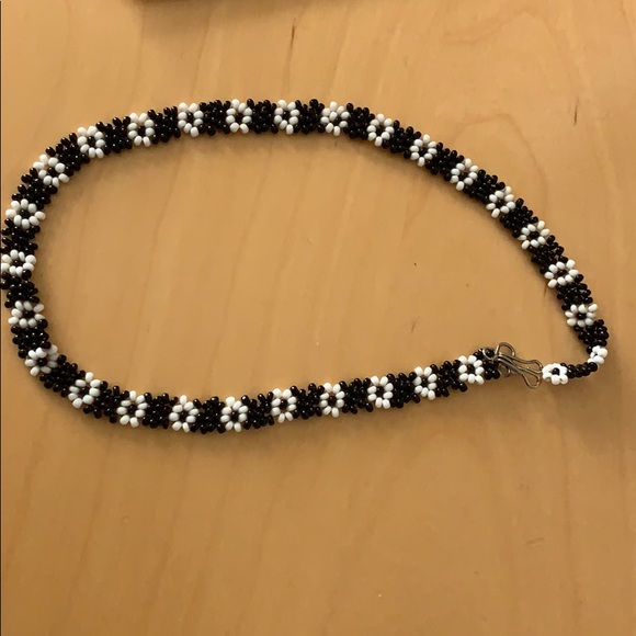 Necklace (choker) - Picture 1 of 1